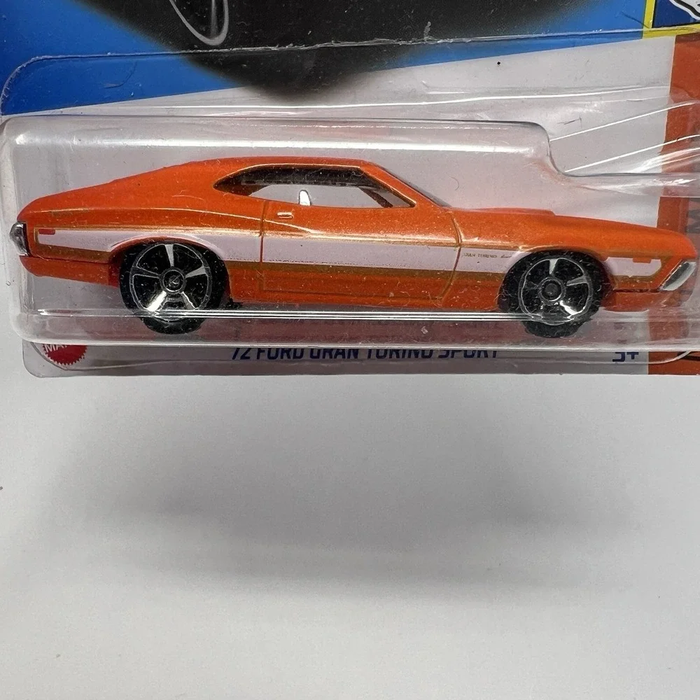 2022 Hot Wheels #250 Muscle Mania 10/10 '72 FORD GRAN TORINO SPORT Orange w/MC5s